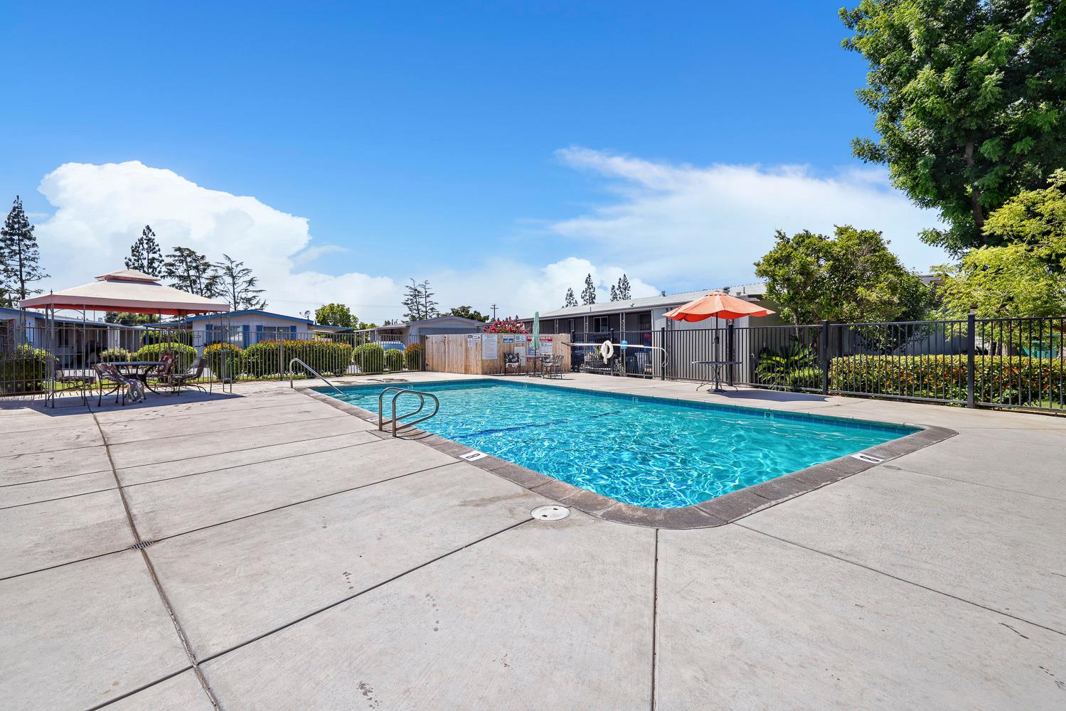 2706 W Ashlan Ave #236, Fresno, CA 93705