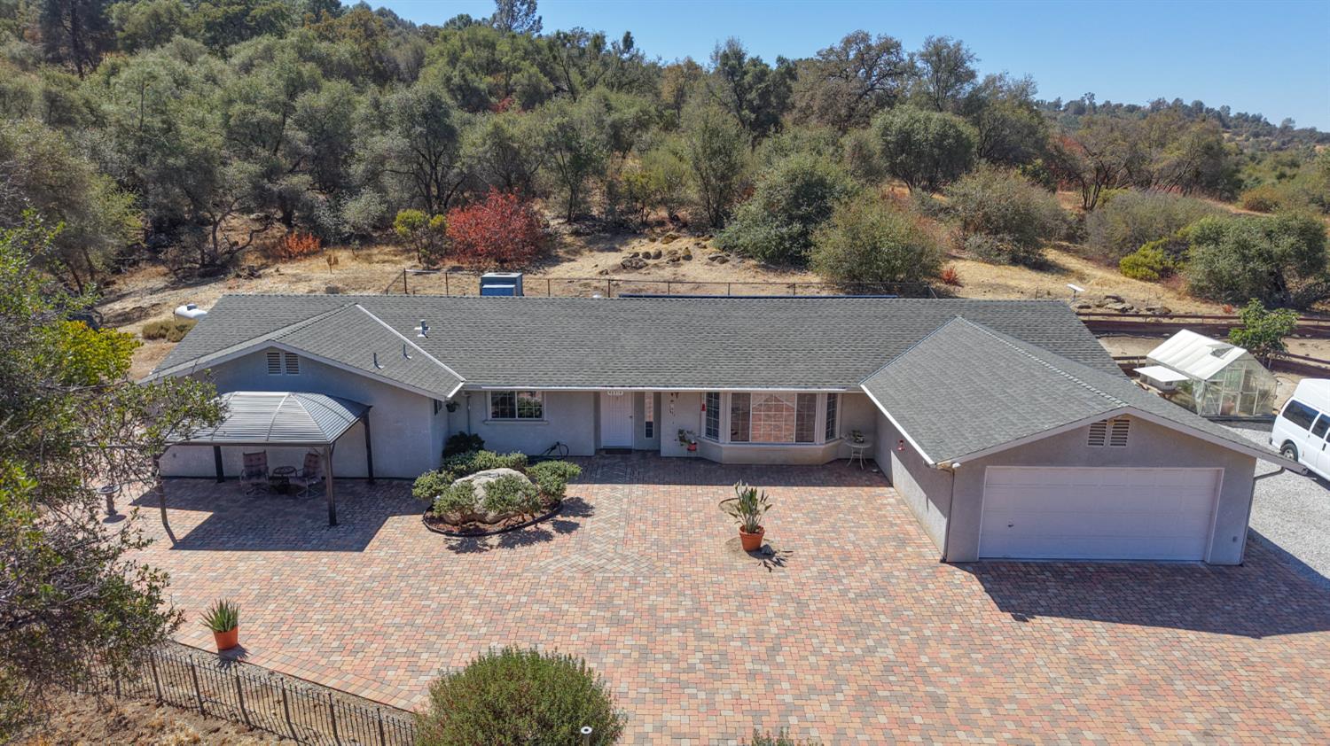 46514 Longview Ln W, Coarsegold, CA 93614