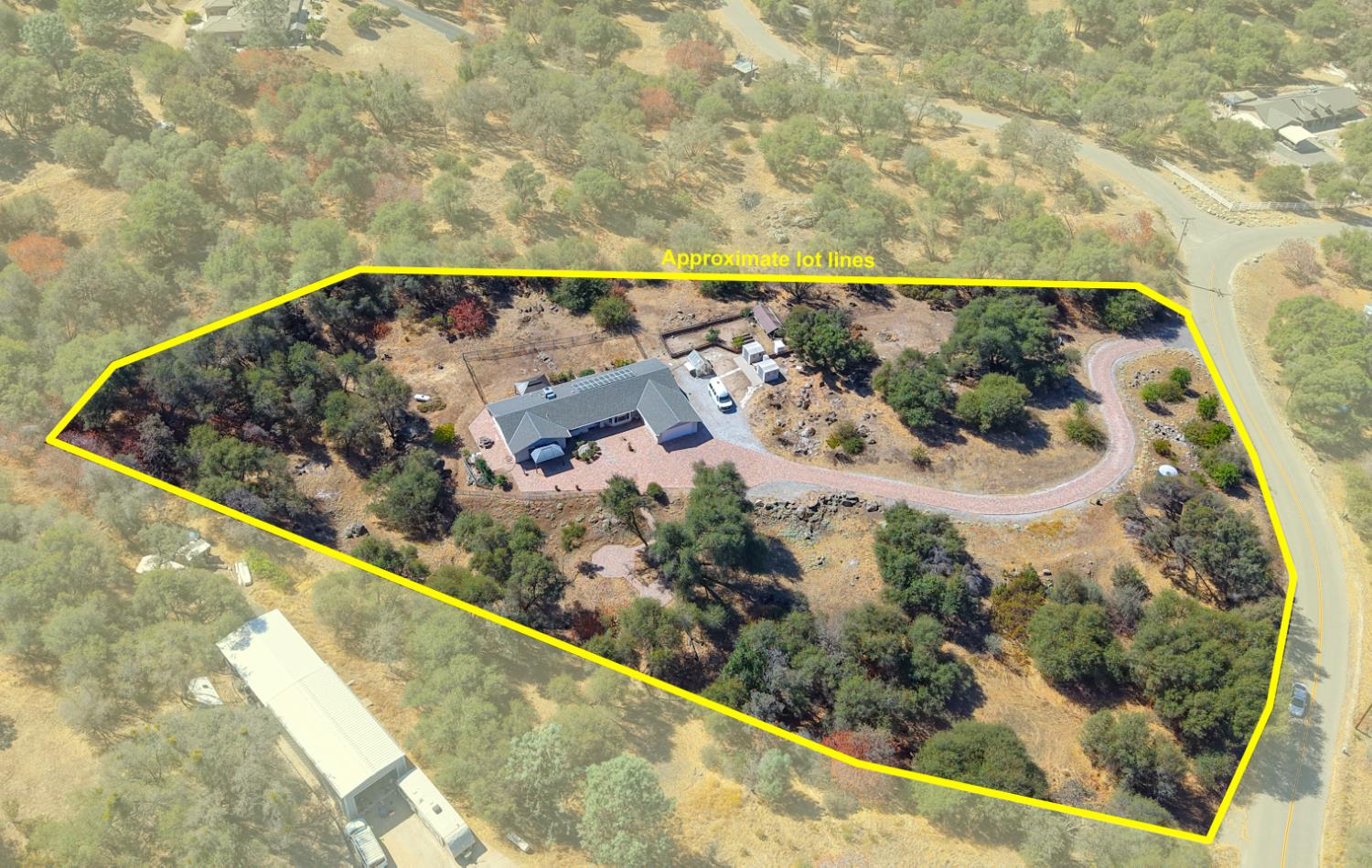 46514 Longview Ln W, Coarsegold, CA 93614