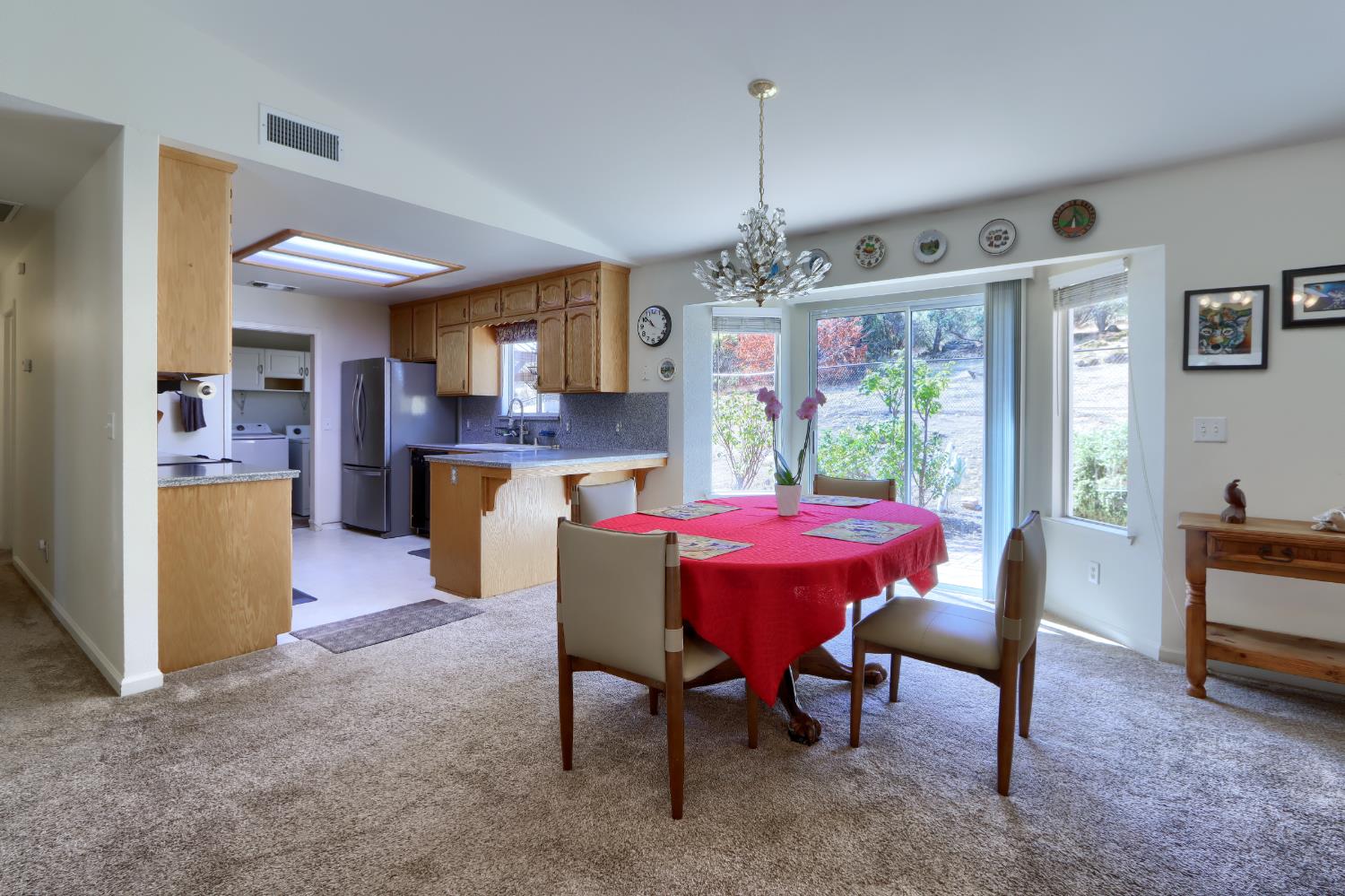 46514 Longview Ln W, Coarsegold, CA 93614