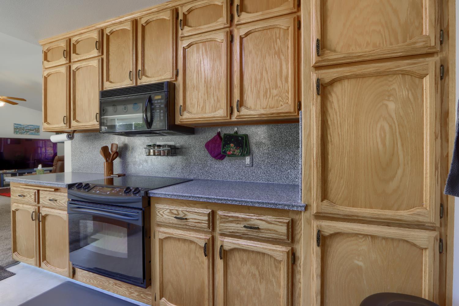 46514 Longview Ln W, Coarsegold, CA 93614