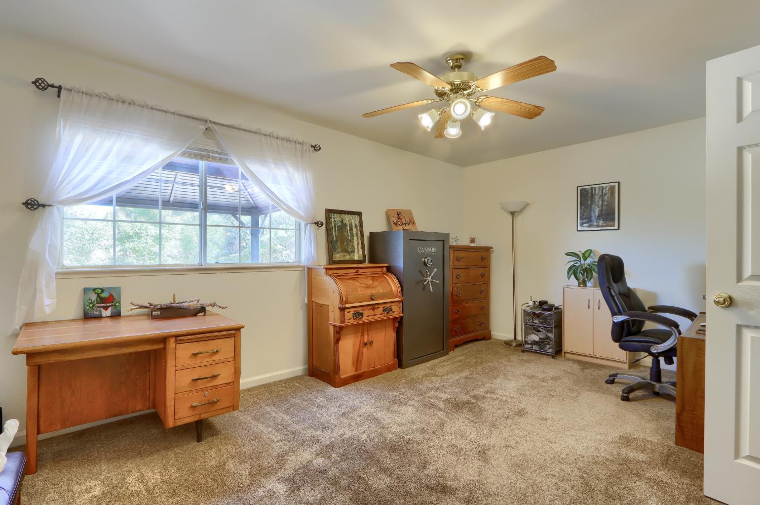 46514 Longview Ln W, Coarsegold, CA 93614