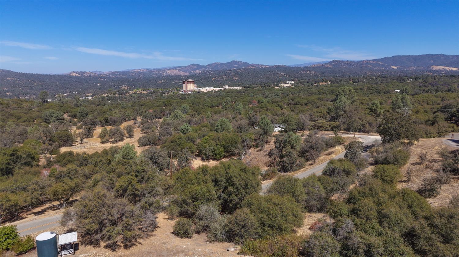46514 Longview Ln W, Coarsegold, CA 93614