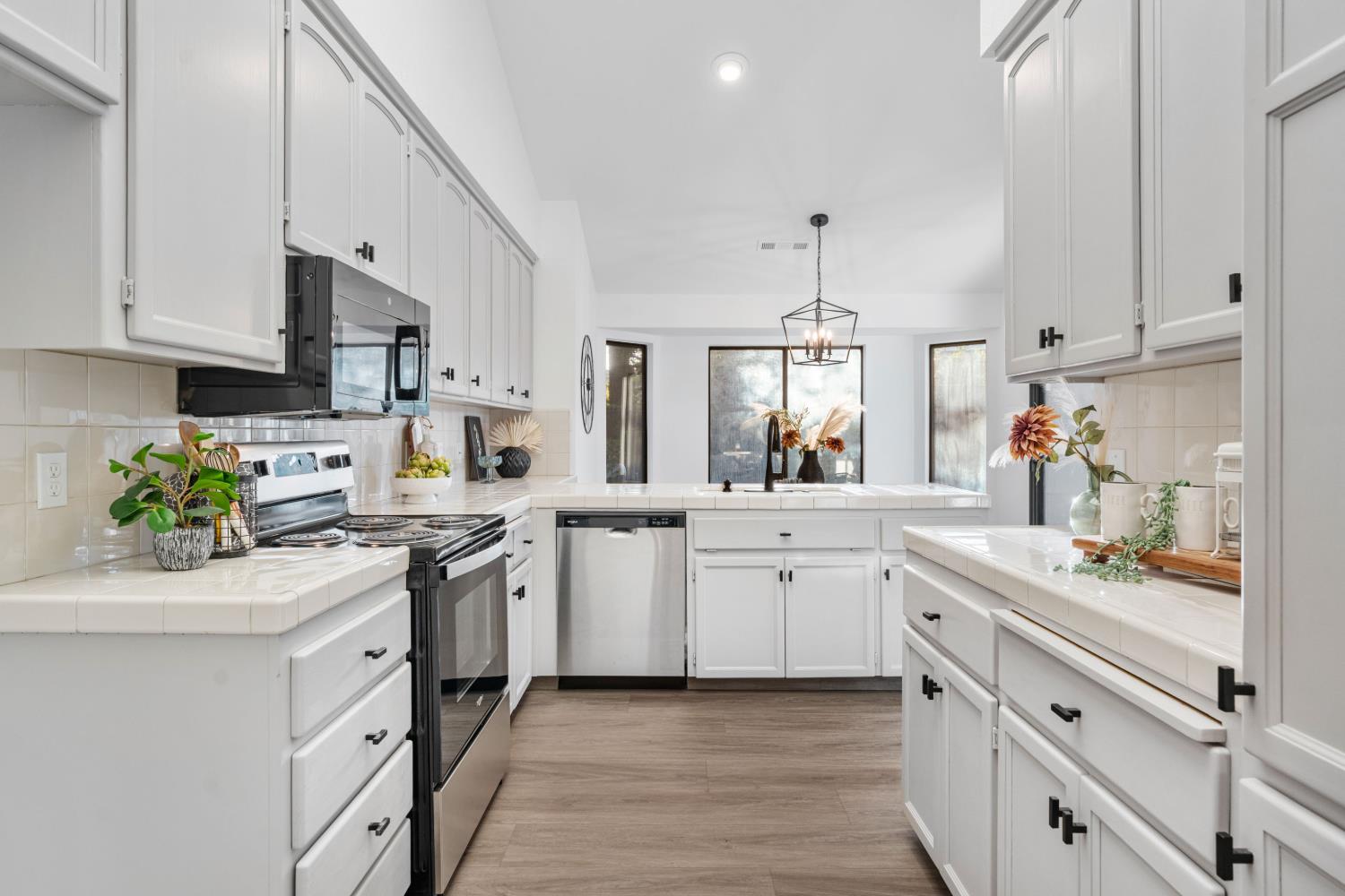 838 E. CATALINA CIRCLE, Fresno, CA 93730