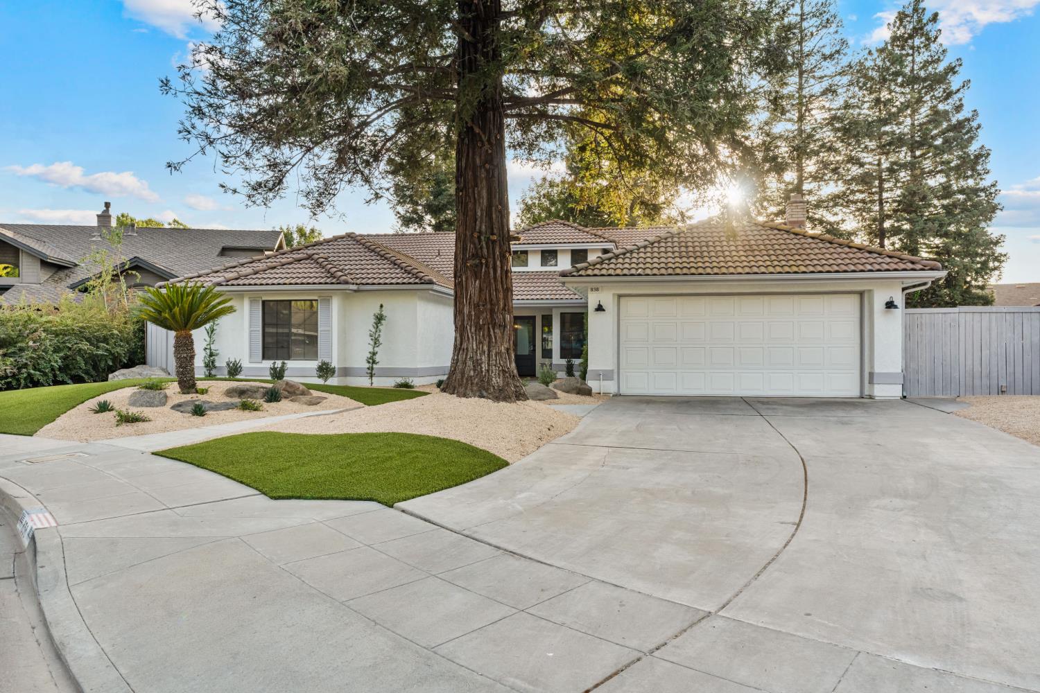 838 E. CATALINA CIRCLE, Fresno, CA 93730