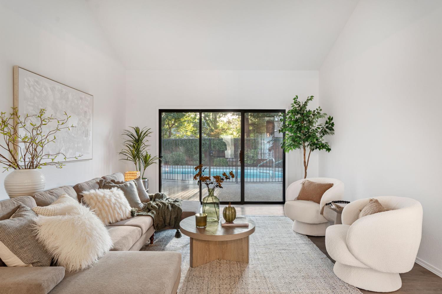 838 E. CATALINA CIRCLE, Fresno, CA 93730