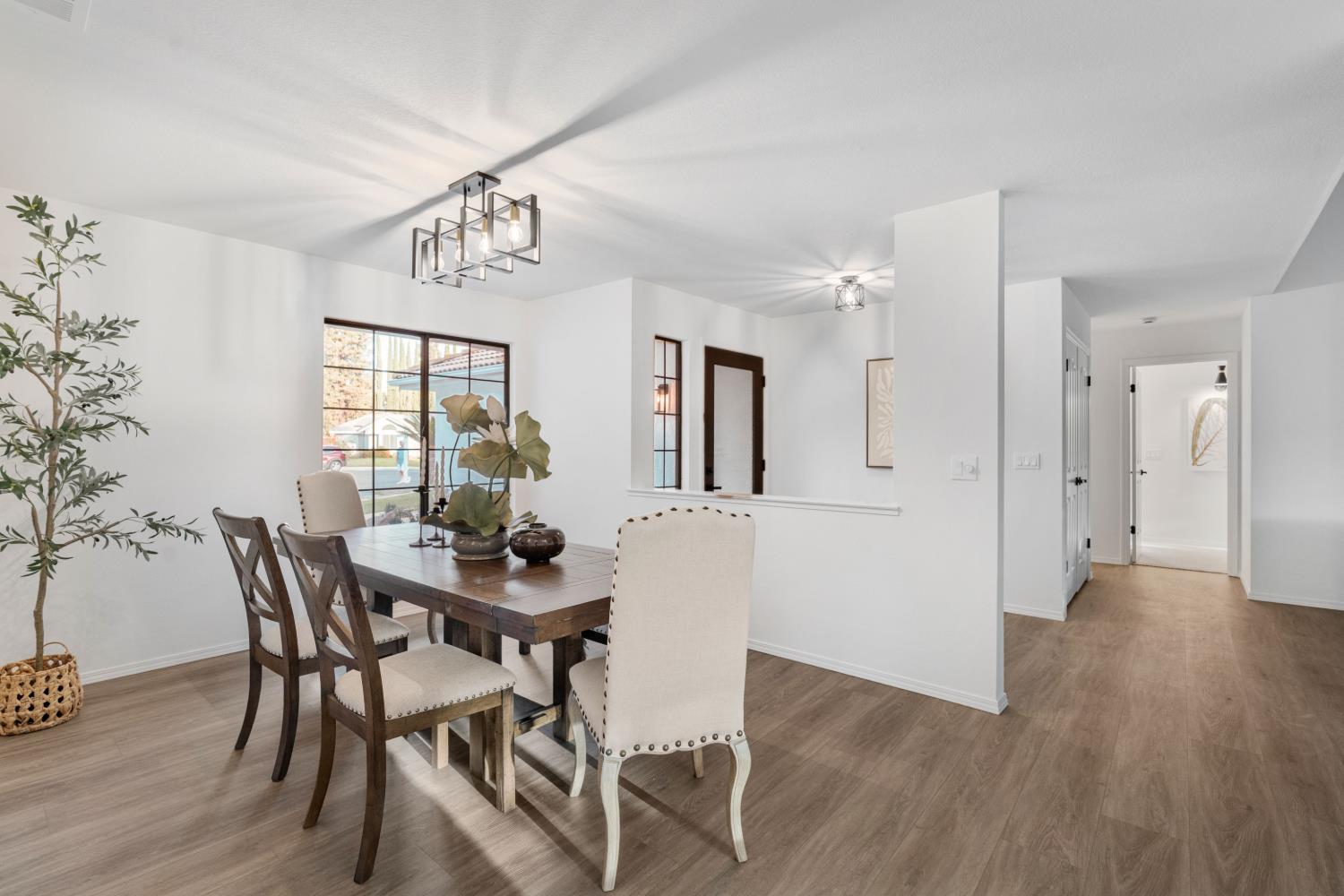 838 E. CATALINA CIRCLE, Fresno, CA 93730