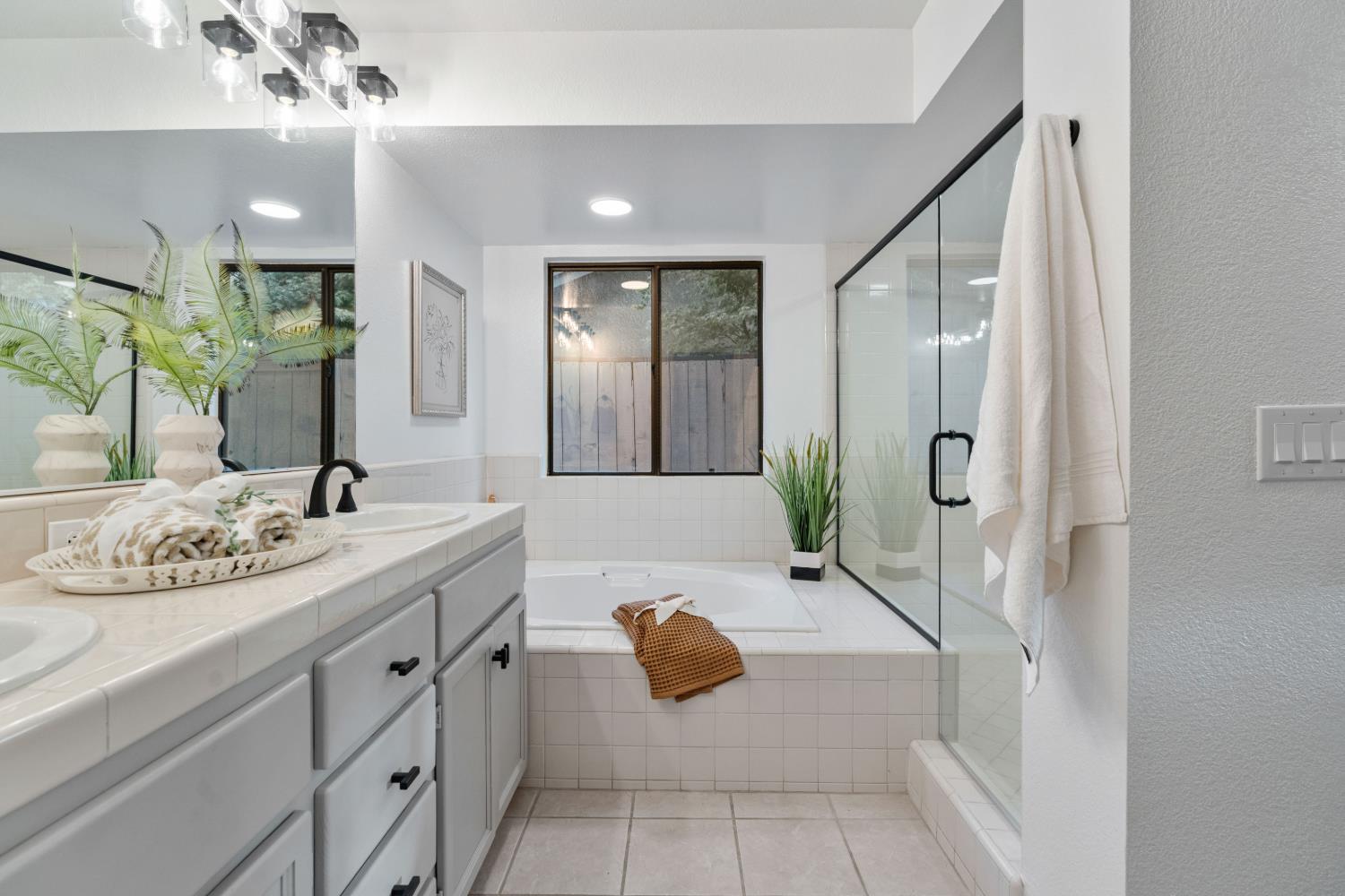 838 E. CATALINA CIRCLE, Fresno, CA 93730