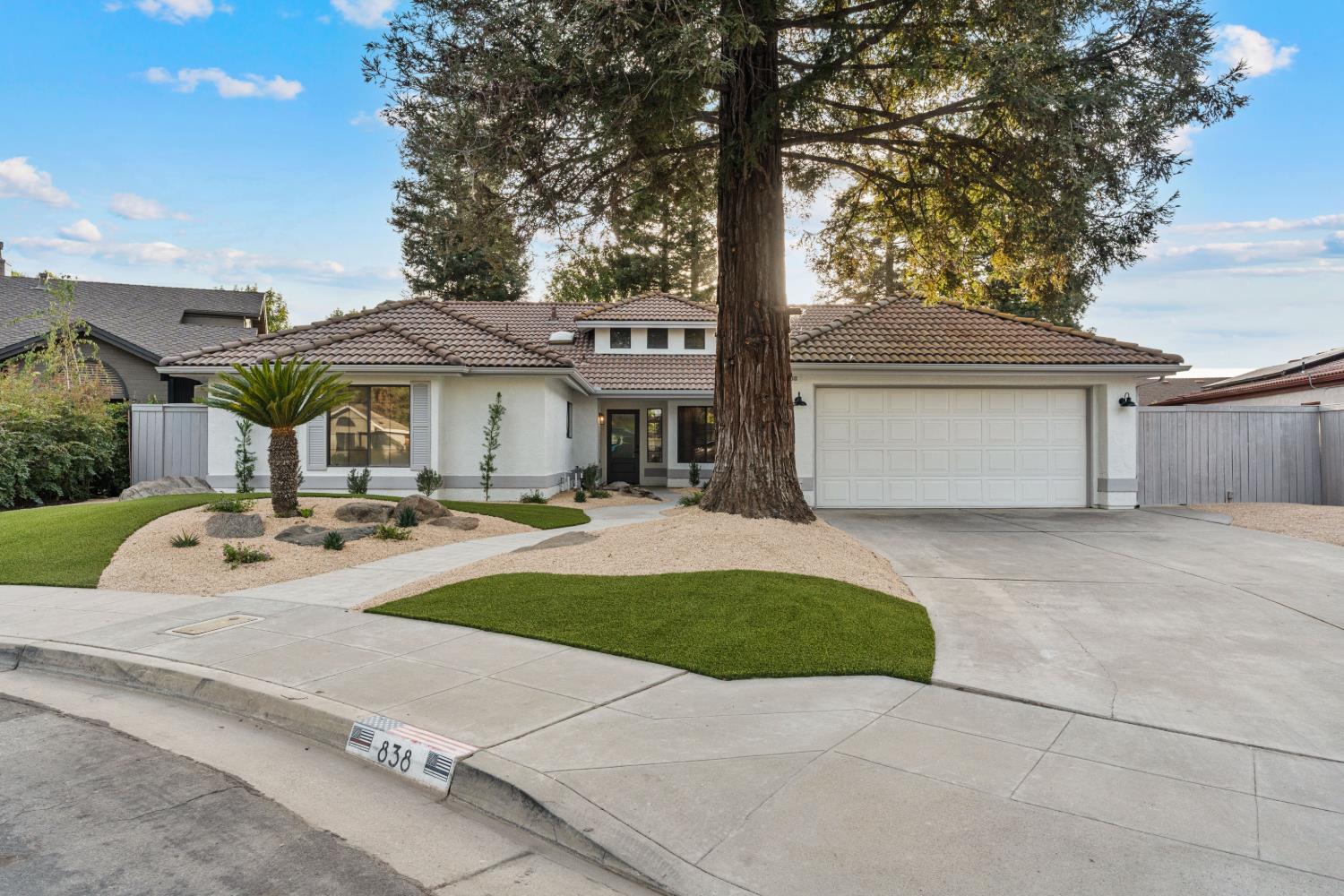 838 E. CATALINA CIRCLE, Fresno, CA 93730