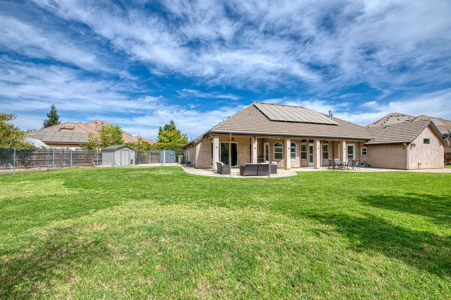 5651 N Caspian Ave, Fresno, CA 93723