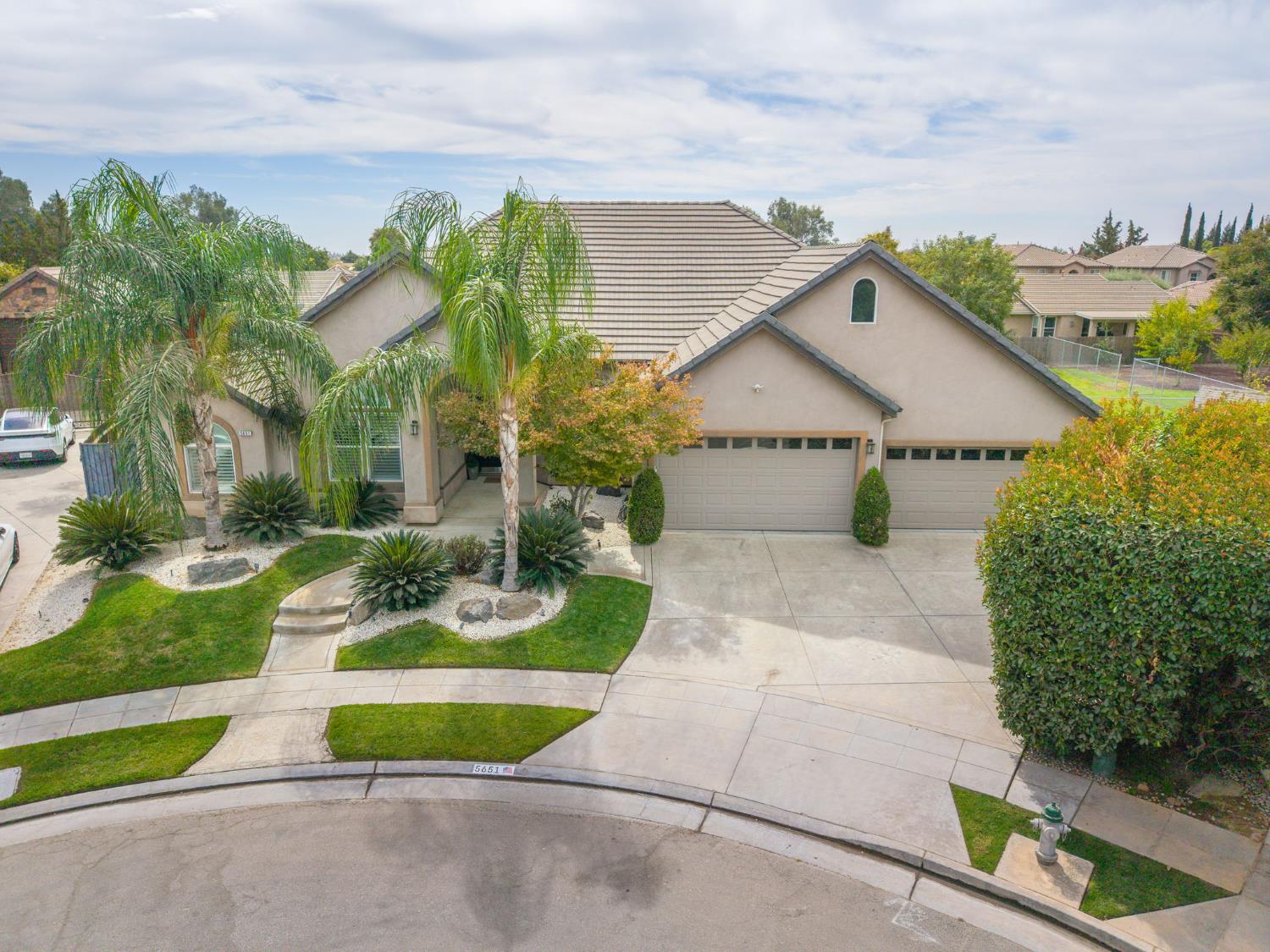 5651 N Caspian Ave, Fresno, CA 93723