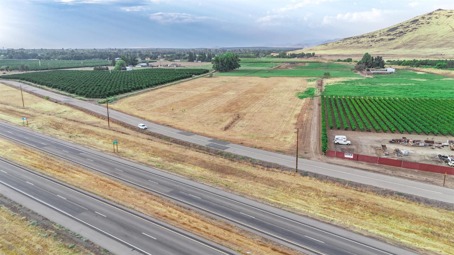 19196 King Canyan Road E, Sanger, CA 93657