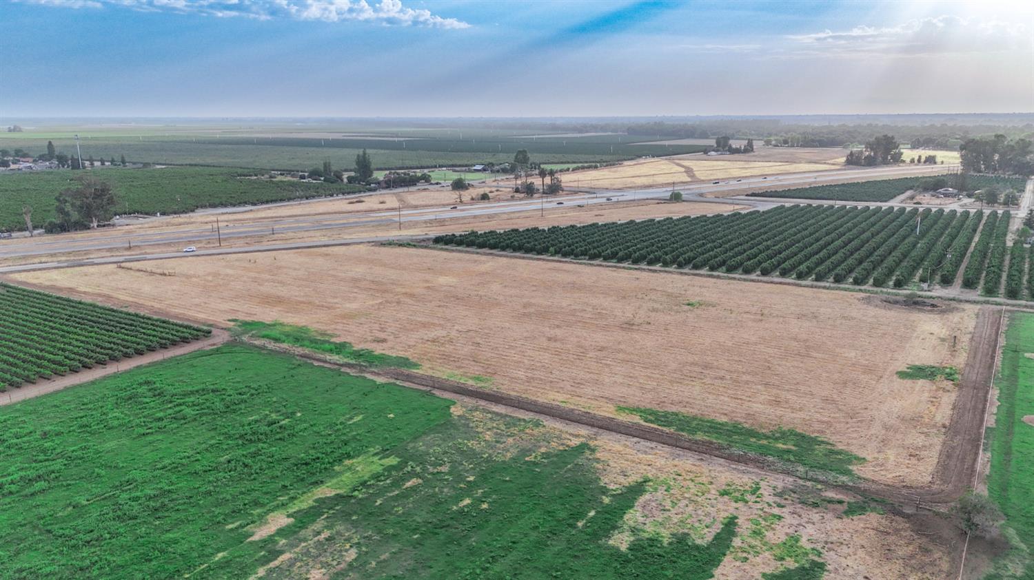 19196 King Canyan Road E, Sanger, CA 93657