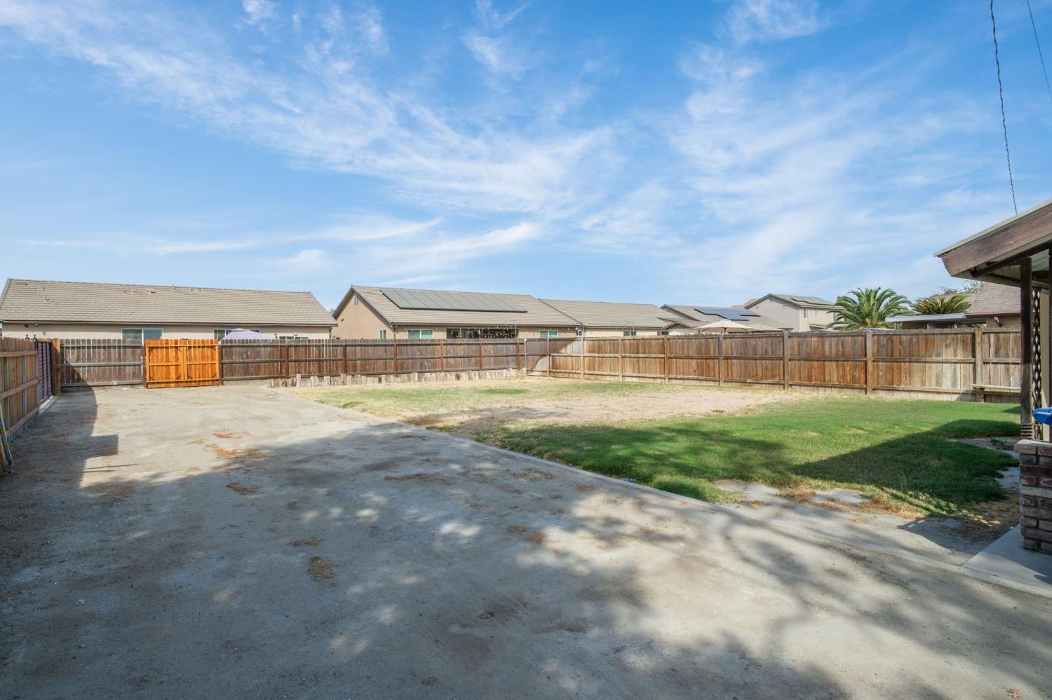 20673 Alva Ave, Riverdale, CA 93656