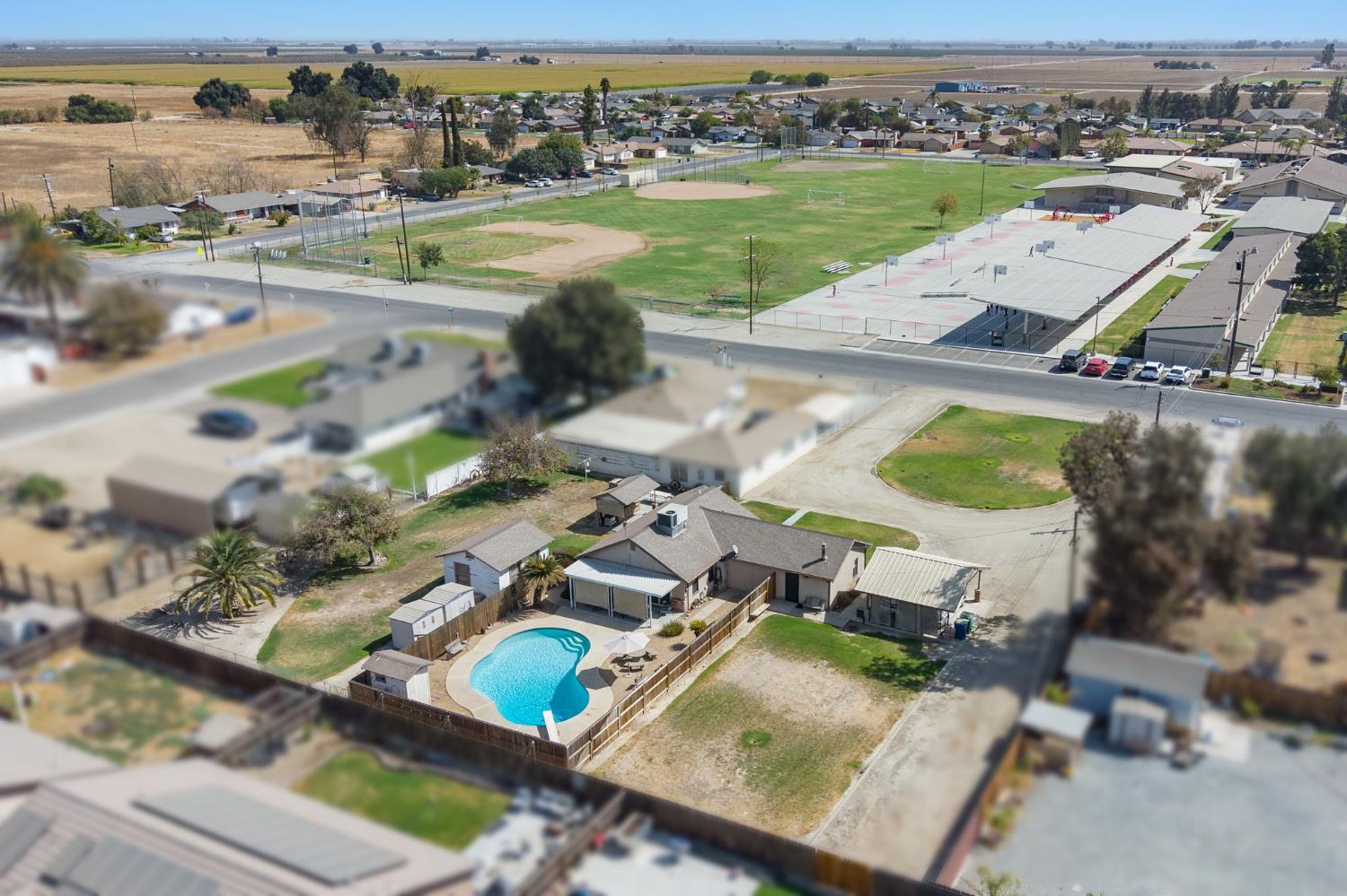 20673 Alva Ave, Riverdale, CA 93656