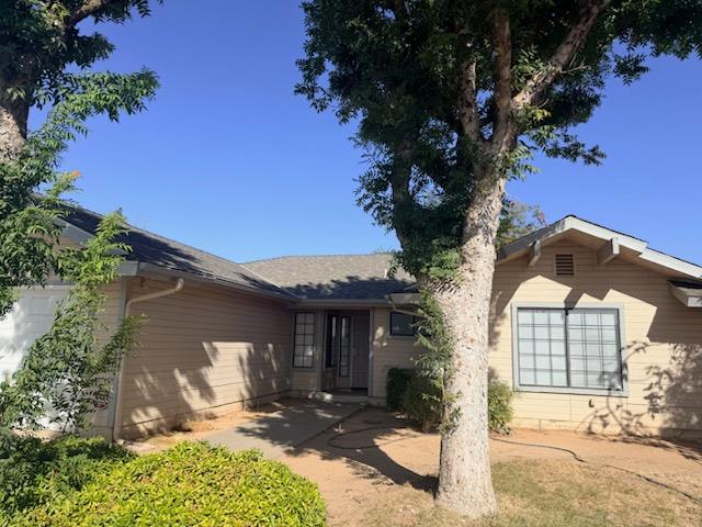 8052 N Augusta St, Fresno, CA 93720