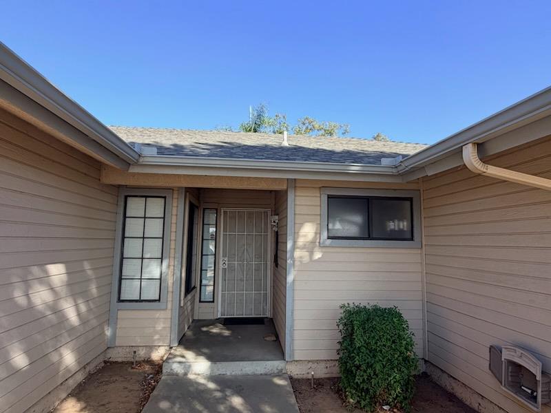 8052 N Augusta St, Fresno, CA 93720