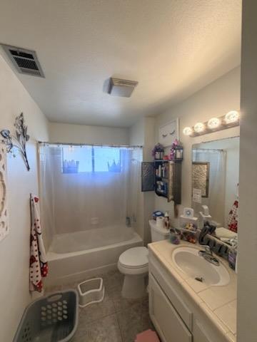 8052 N Augusta St, Fresno, CA 93720