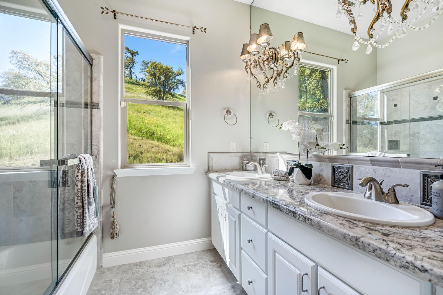 21844 Fairway Oaks Ln, Friant, CA 93626