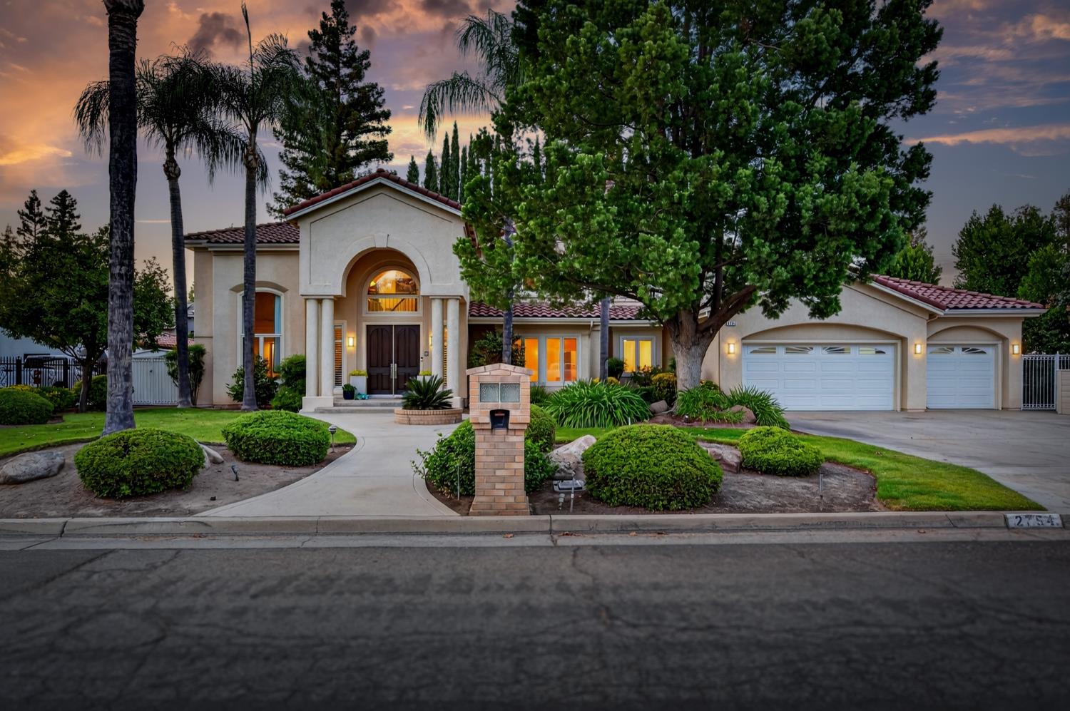 2754 W Alluvial, Fresno, CA 93711