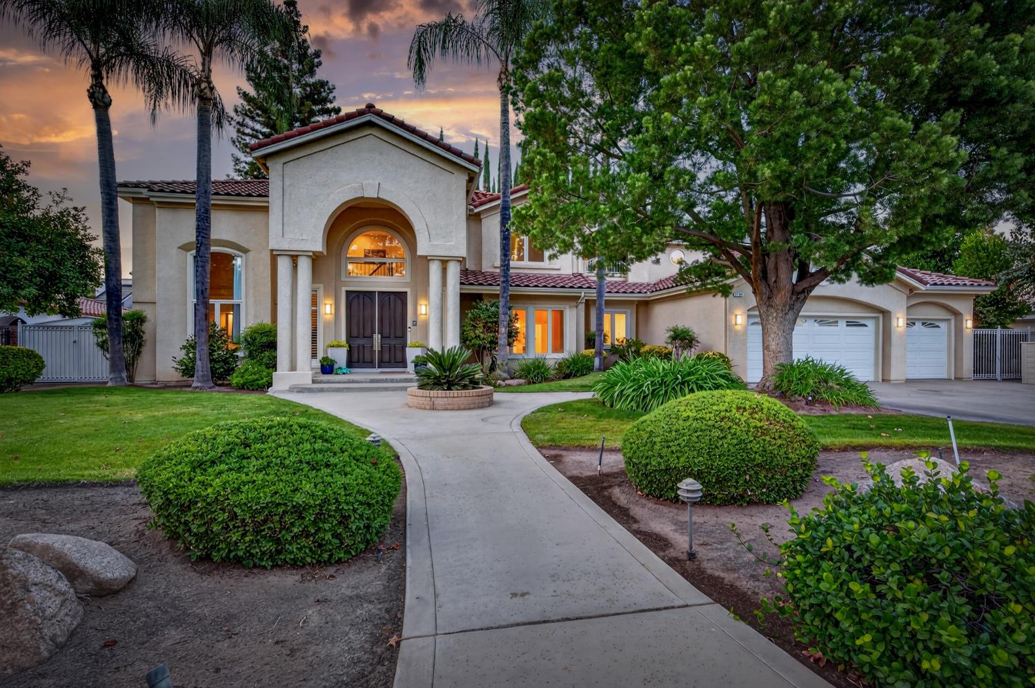 2754 W Alluvial, Fresno, CA 93711