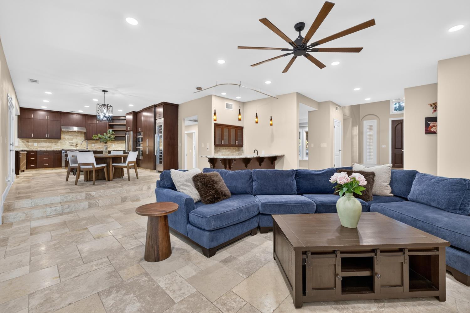 2754 W Alluvial, Fresno, CA 93711