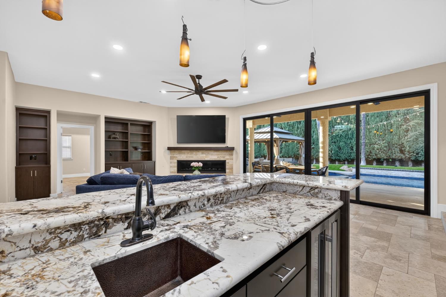 2754 W Alluvial, Fresno, CA 93711