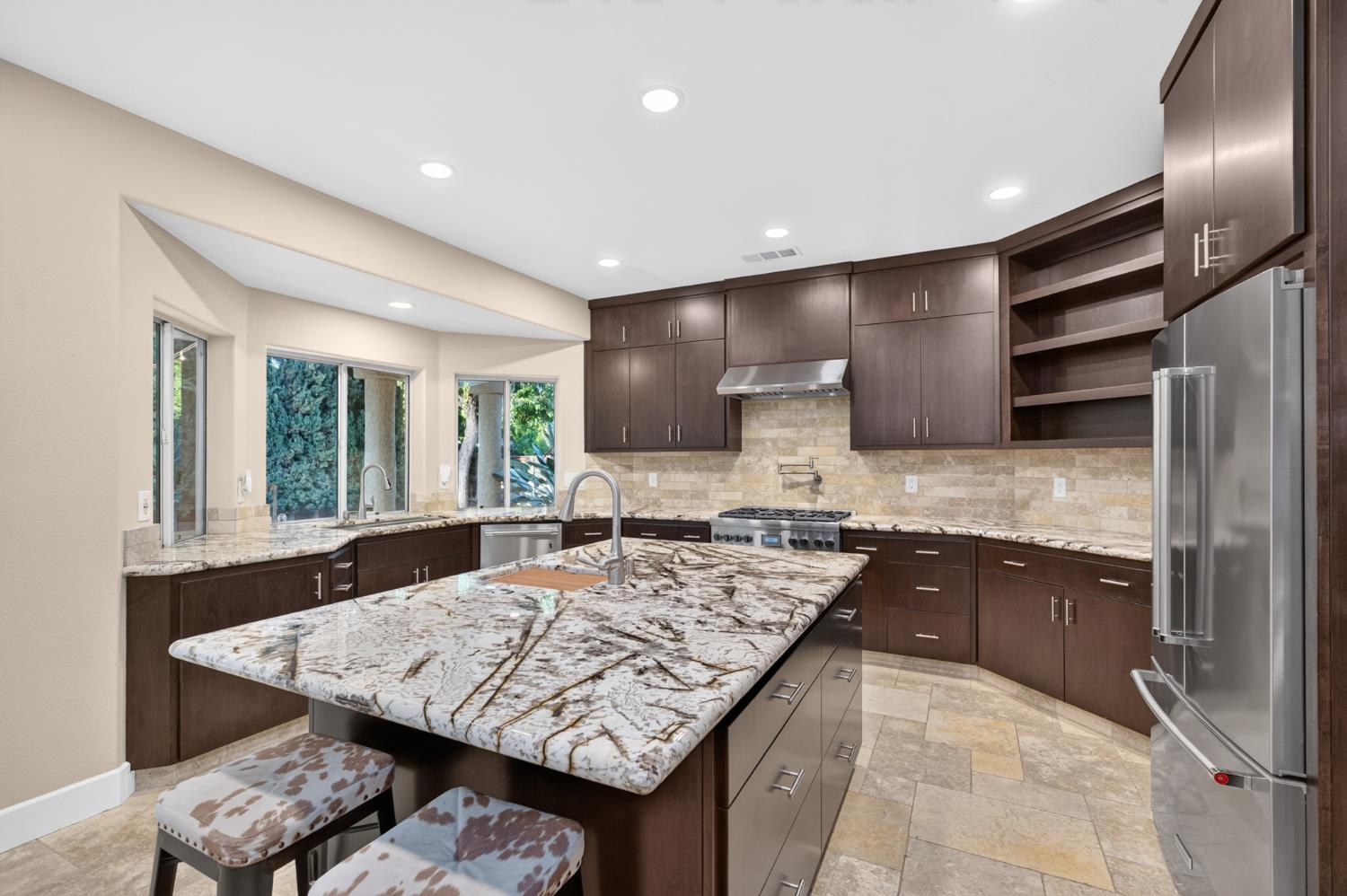 2754 W Alluvial, Fresno, CA 93711