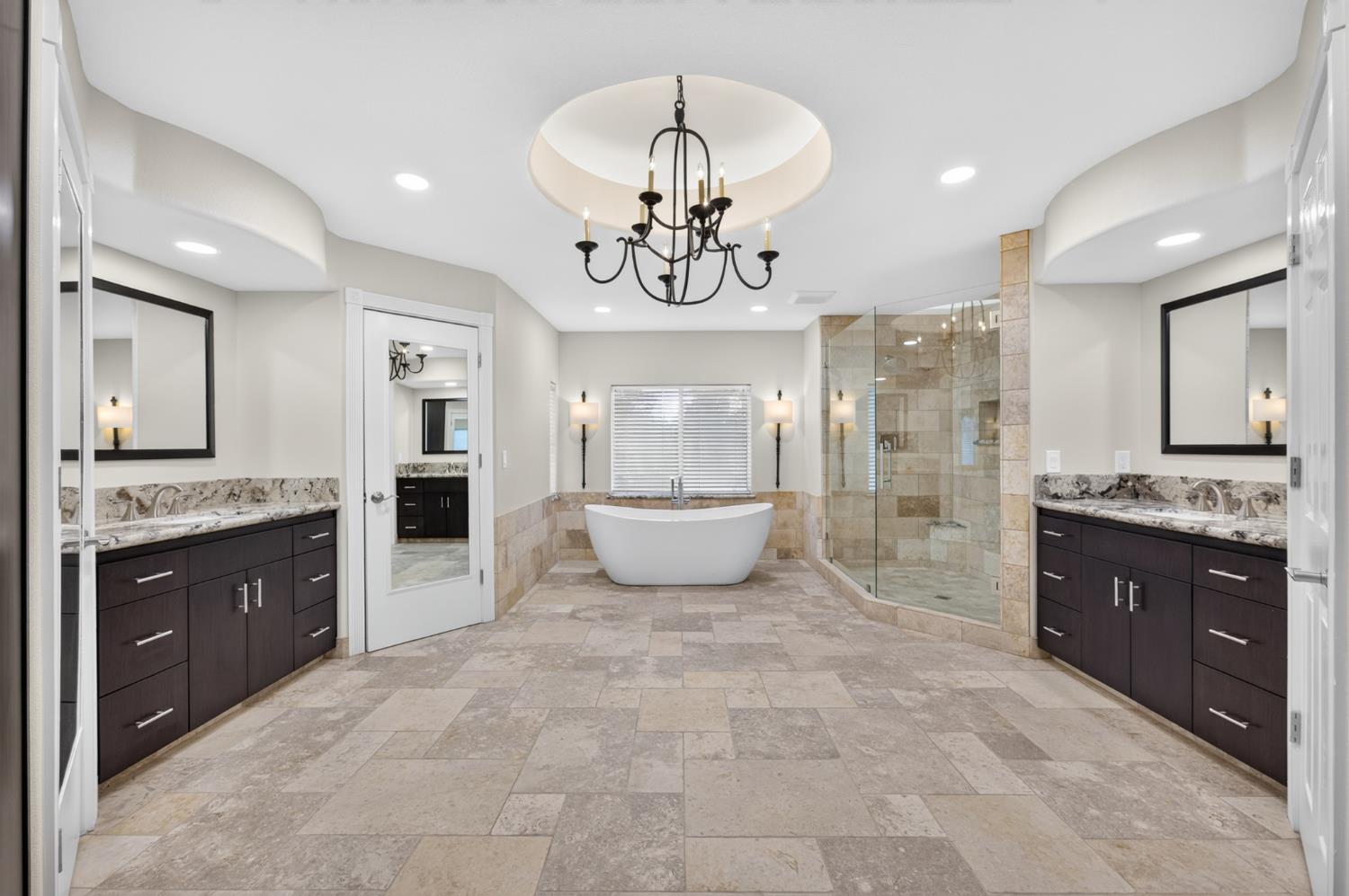2754 W Alluvial, Fresno, CA 93711
