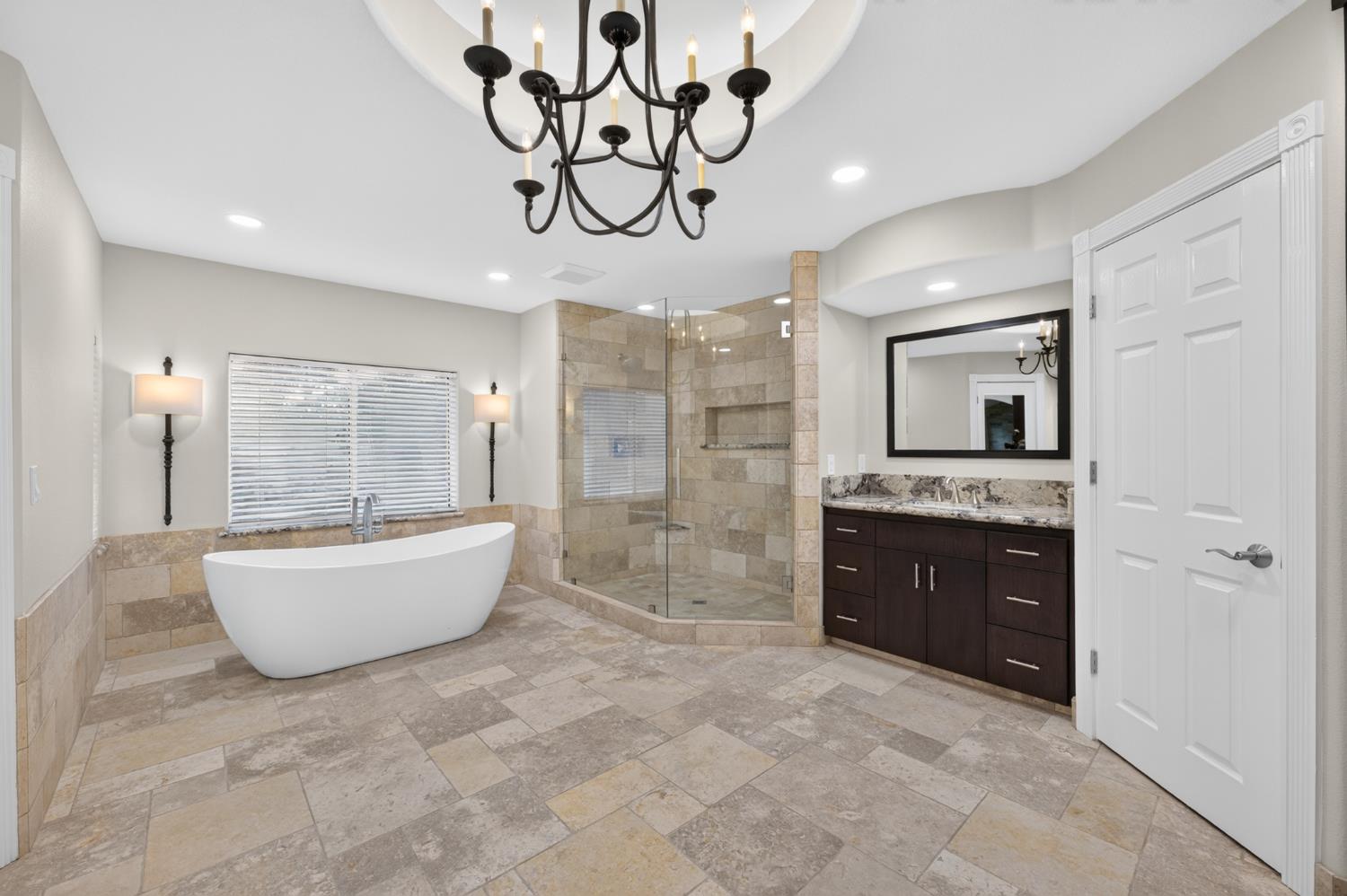 2754 W Alluvial, Fresno, CA 93711