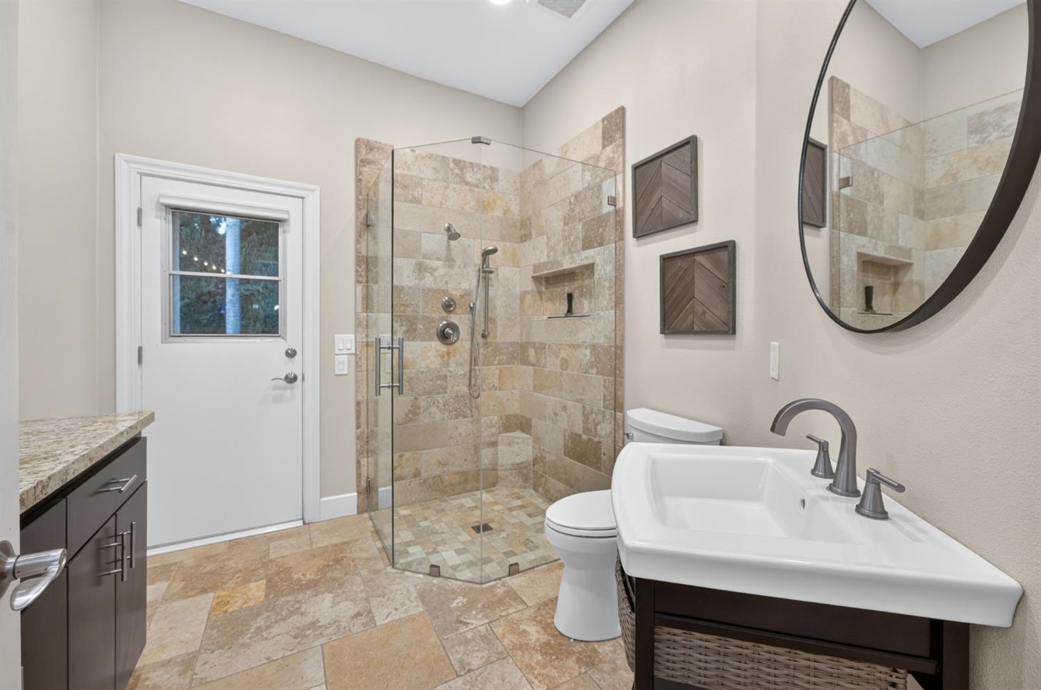 2754 W Alluvial, Fresno, CA 93711