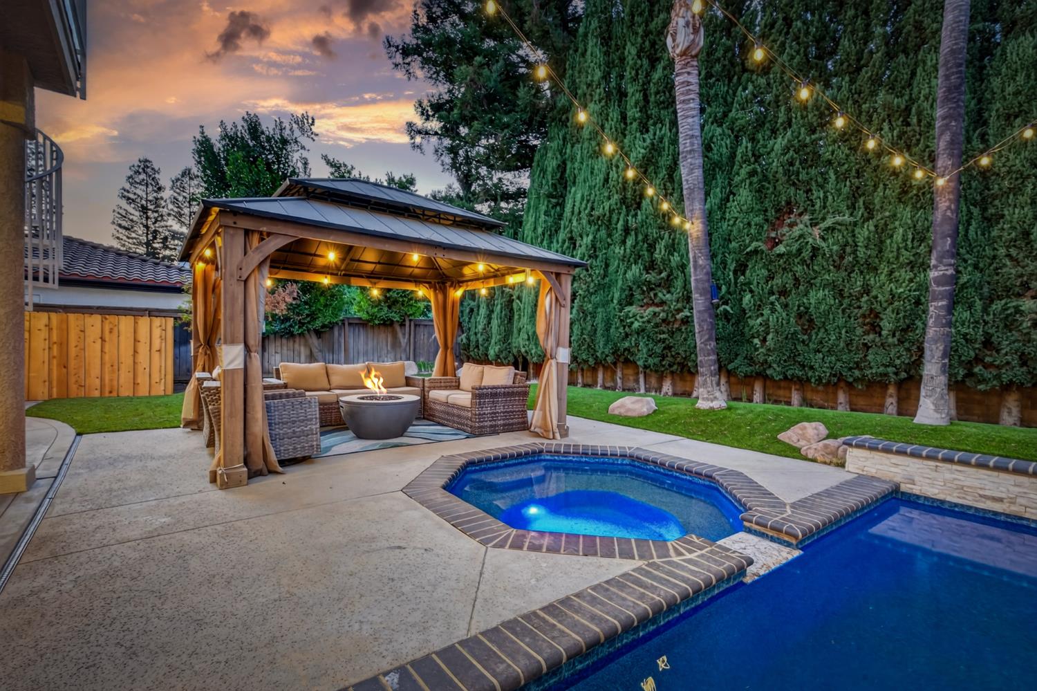 2754 W Alluvial, Fresno, CA 93711