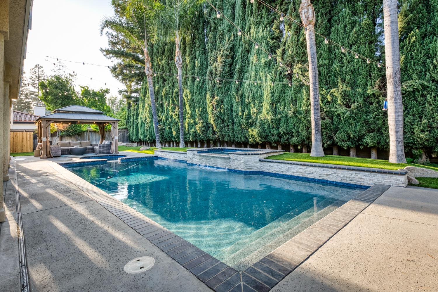 2754 W Alluvial, Fresno, CA 93711