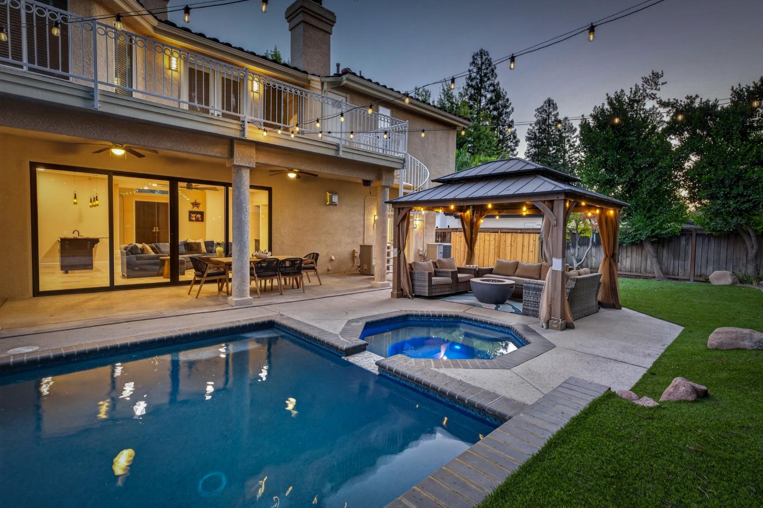 2754 W Alluvial, Fresno, CA 93711