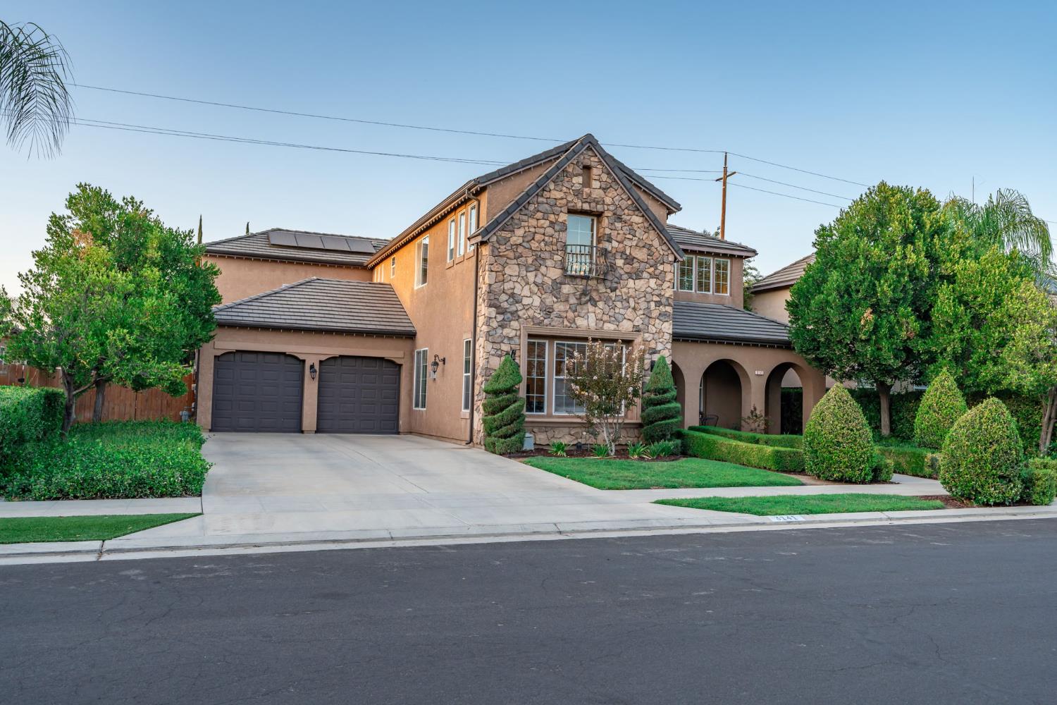 3141 Serena Ave, Clovis, CA 93619