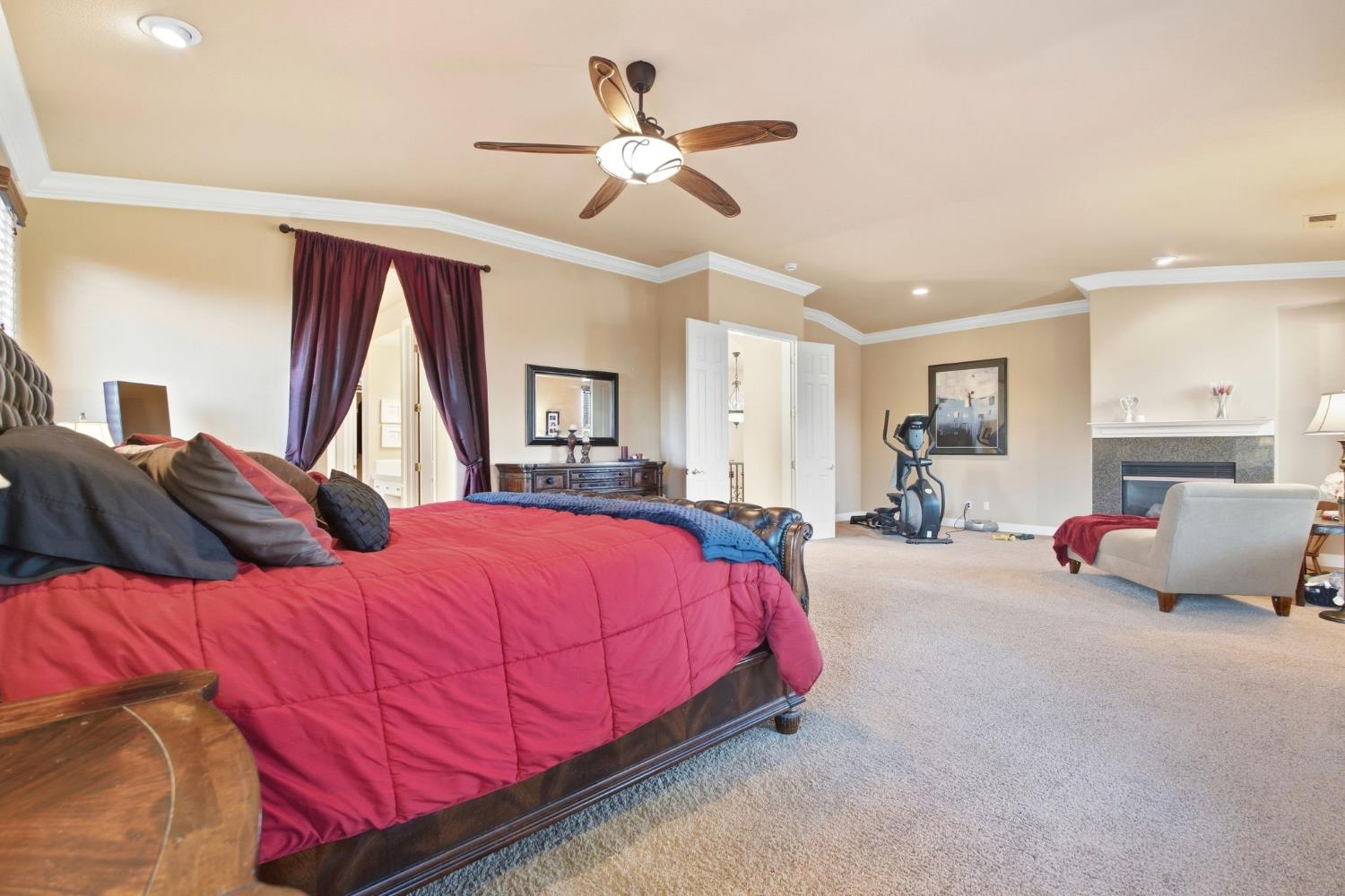 3141 Serena Ave, Clovis, CA 93619