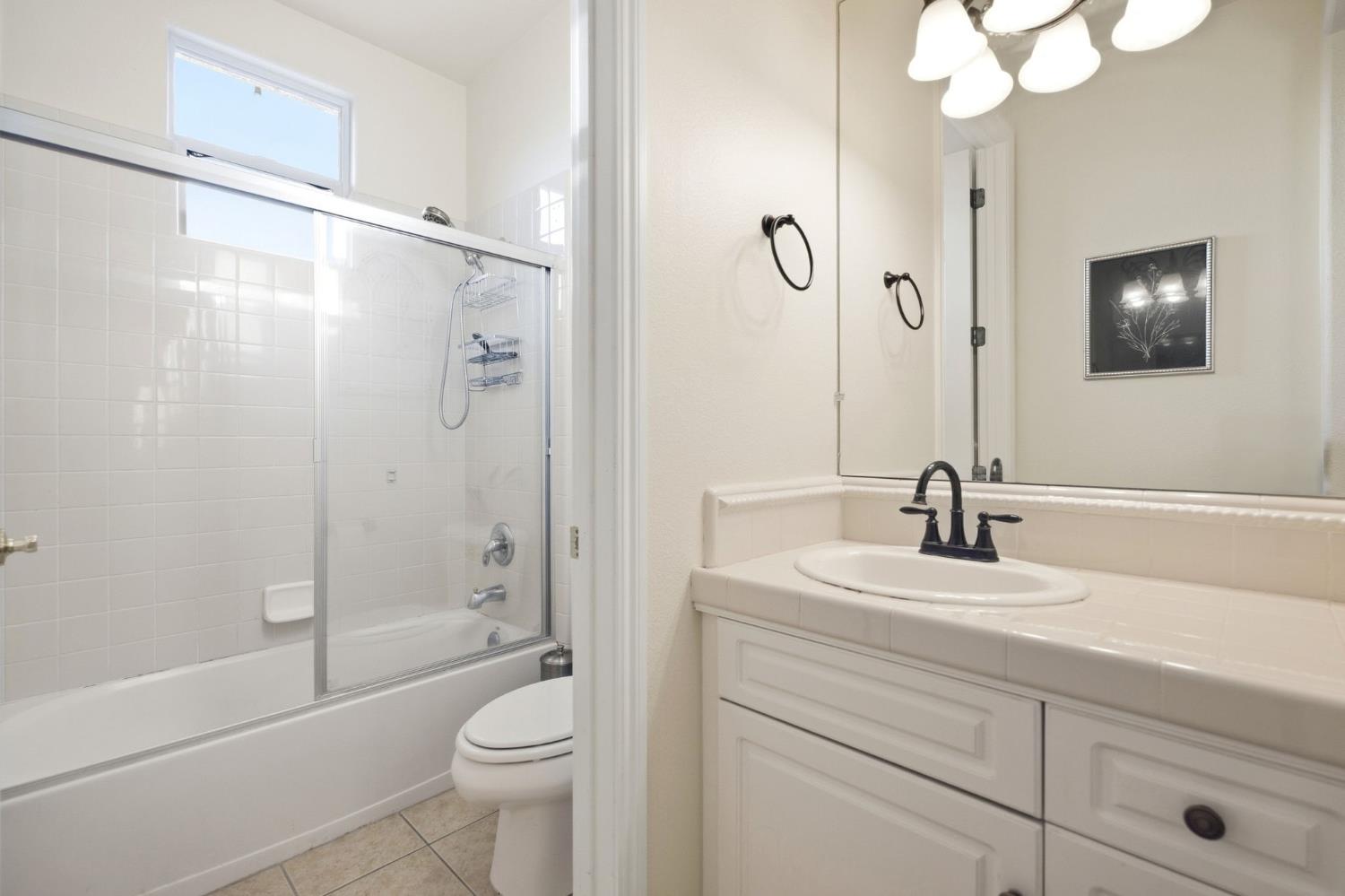 3141 Serena Ave, Clovis, CA 93619