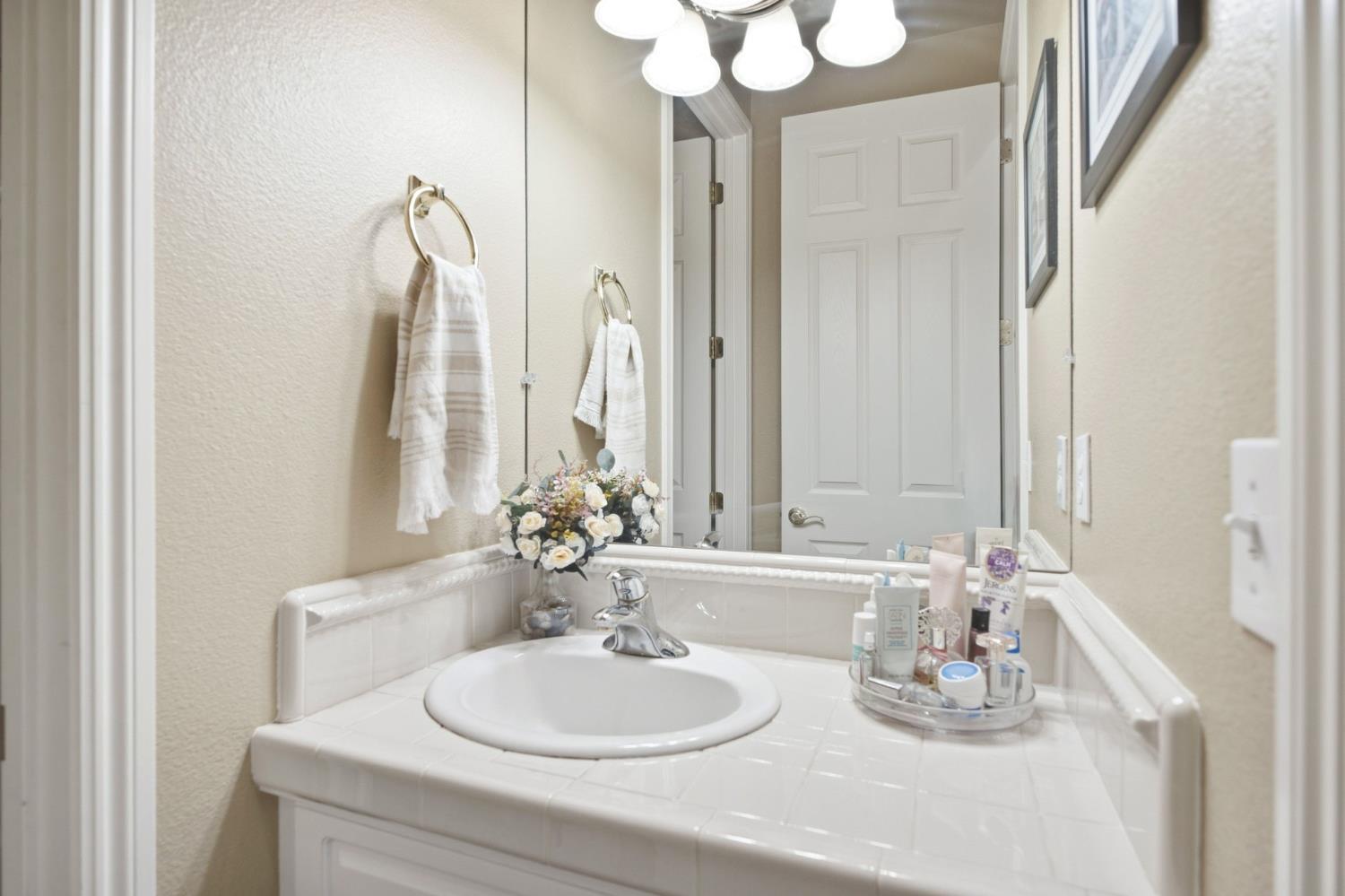 3141 Serena Ave, Clovis, CA 93619