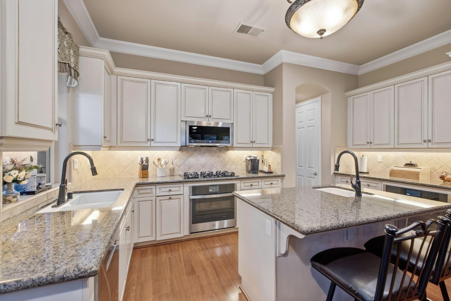 3141 Serena Ave, Clovis, CA 93619