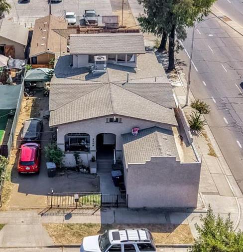 326 N 1st St, Fresno, CA 93702