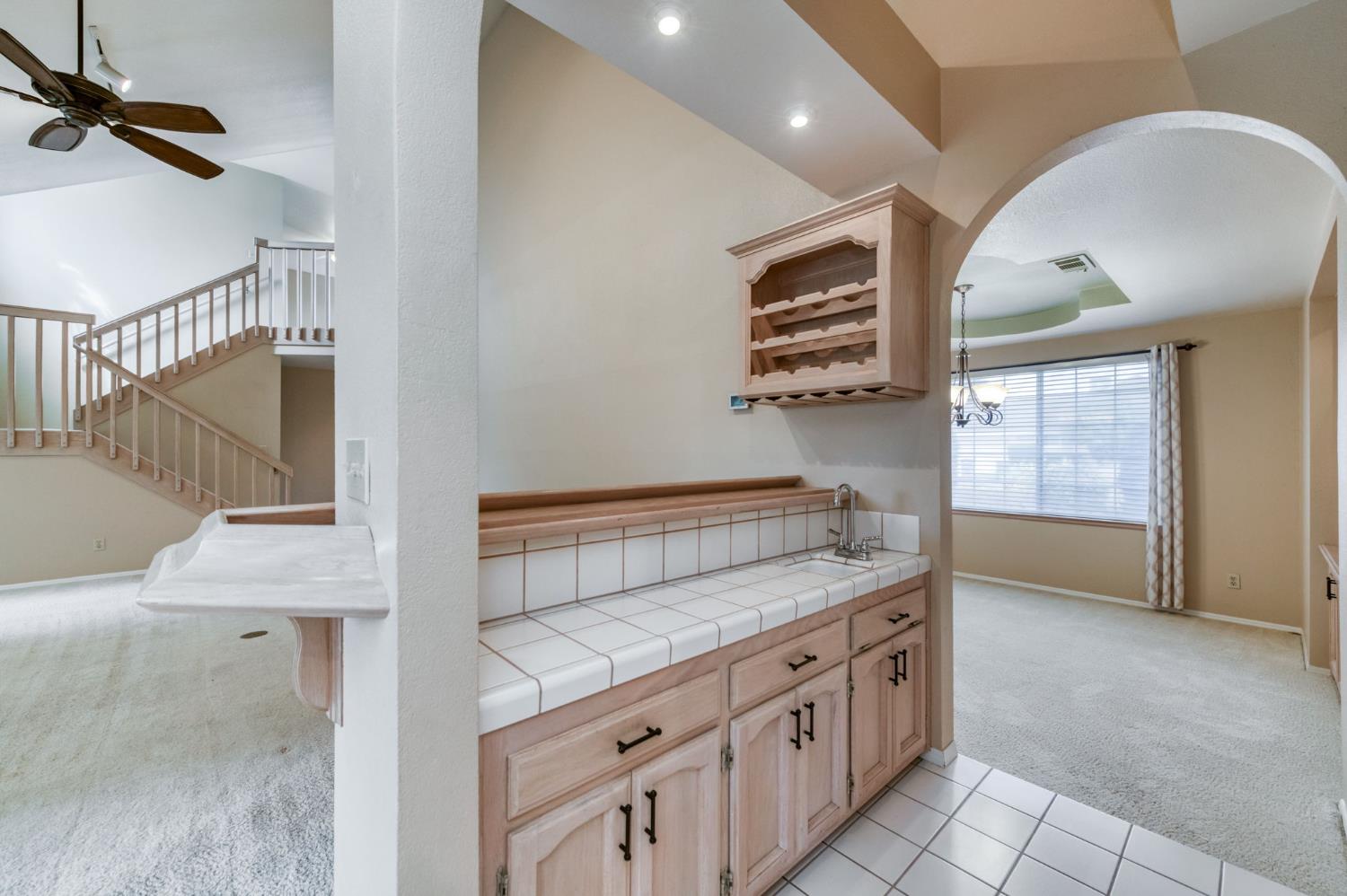 1453 E Decatur Ave, Fresno, CA 93720