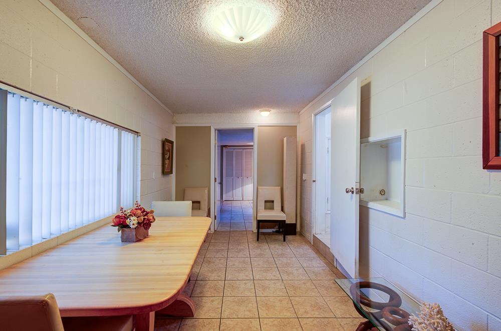 21197 Tollhouse Rd, Clovis, CA 93619