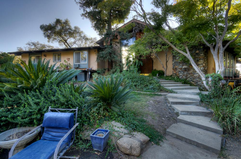 21197 Tollhouse Rd, Clovis, CA 93619