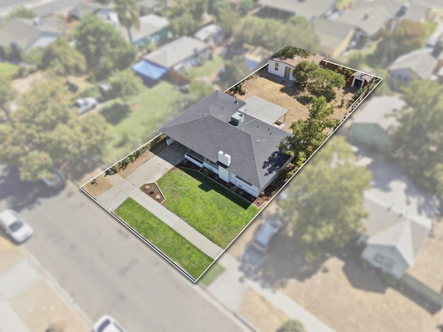 4782 E Nevada Ave, Fresno, CA 93702