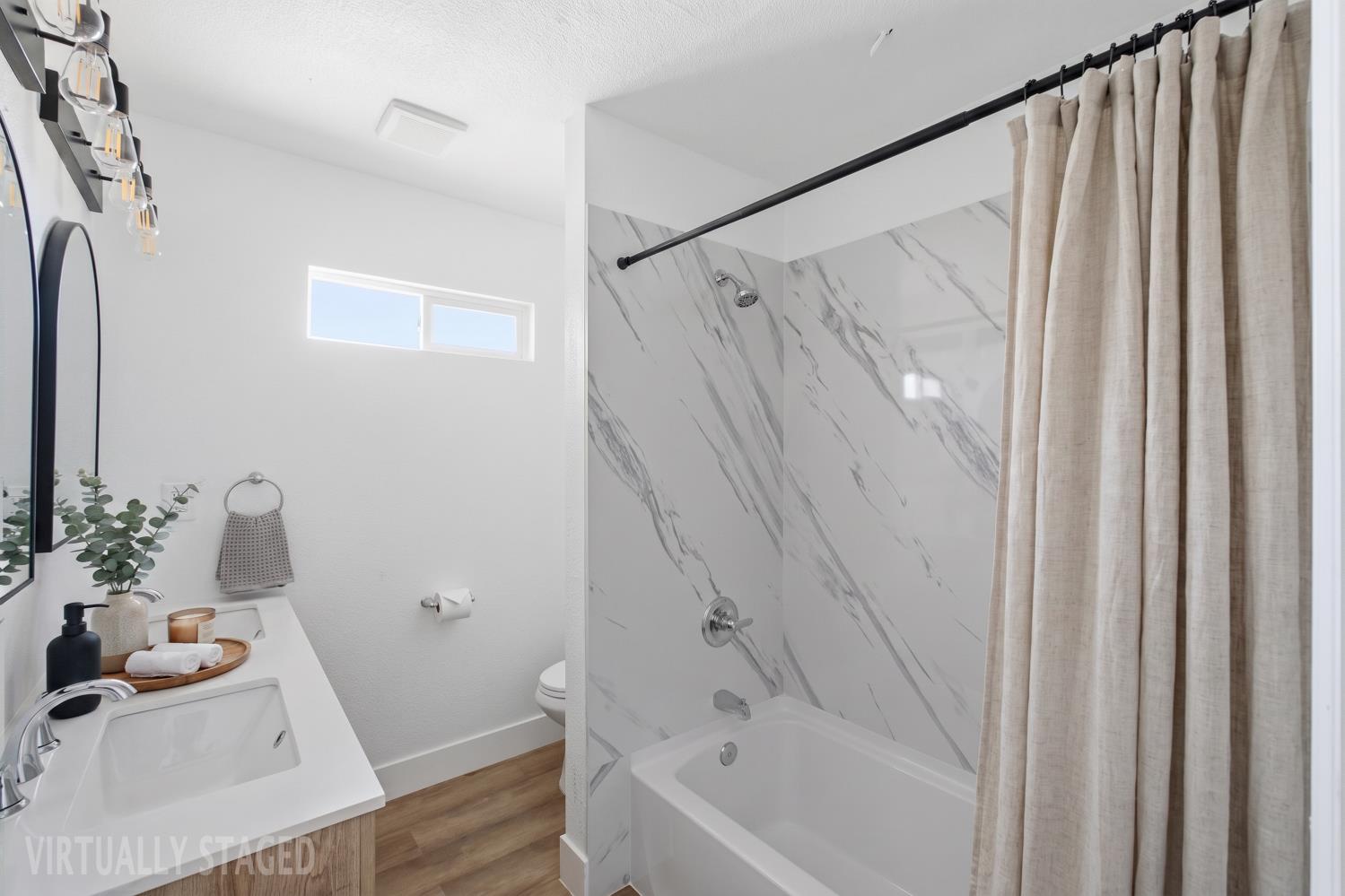 4782 E Nevada Ave, Fresno, CA 93702