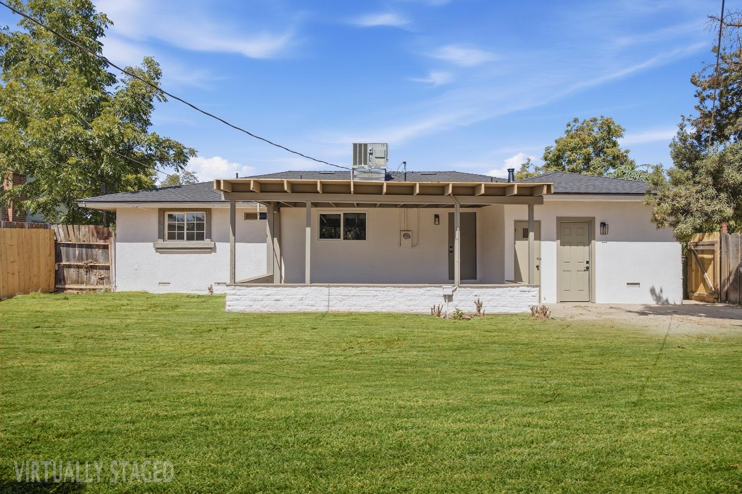 4782 E Nevada Ave, Fresno, CA 93702