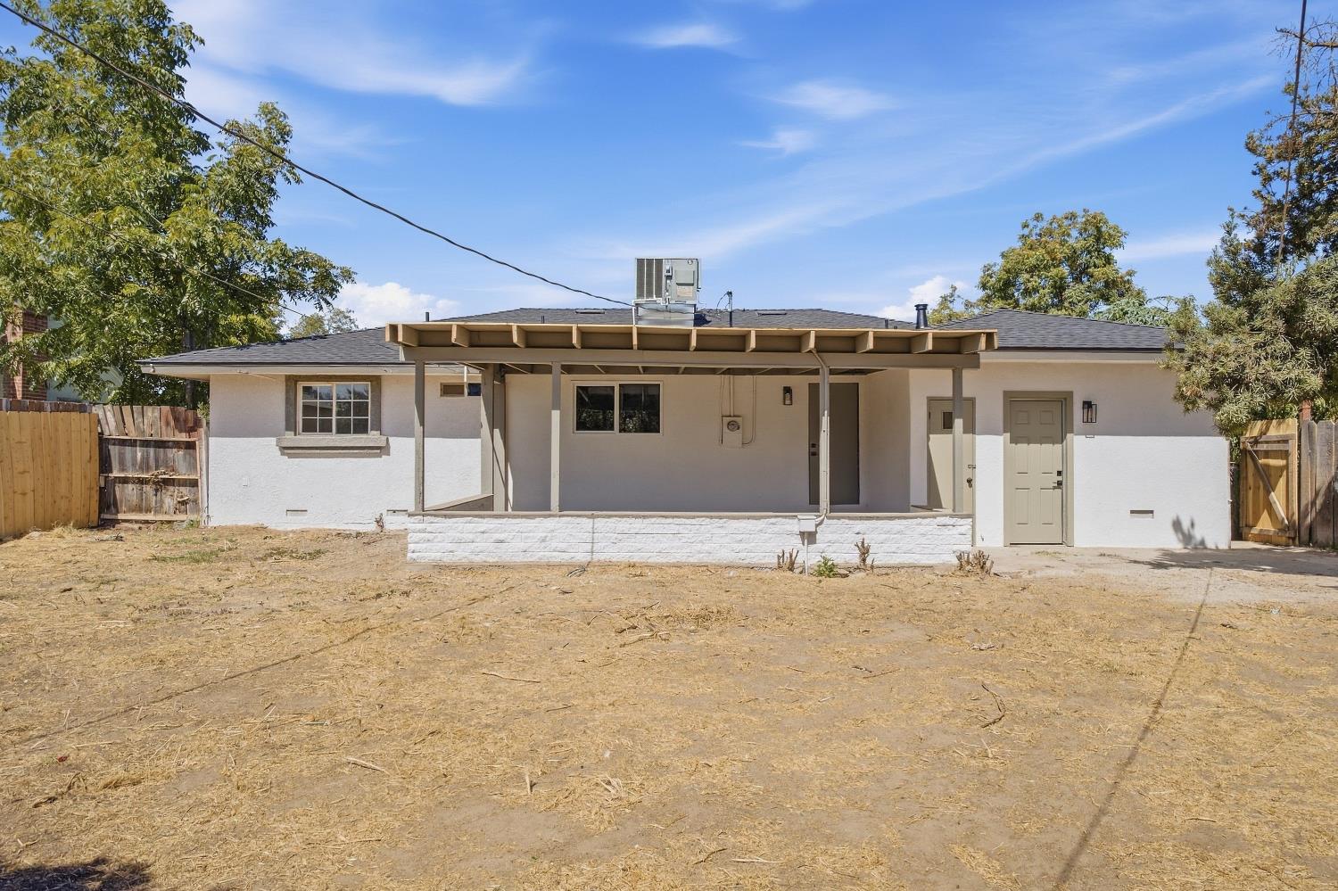 4782 E Nevada Ave, Fresno, CA 93702