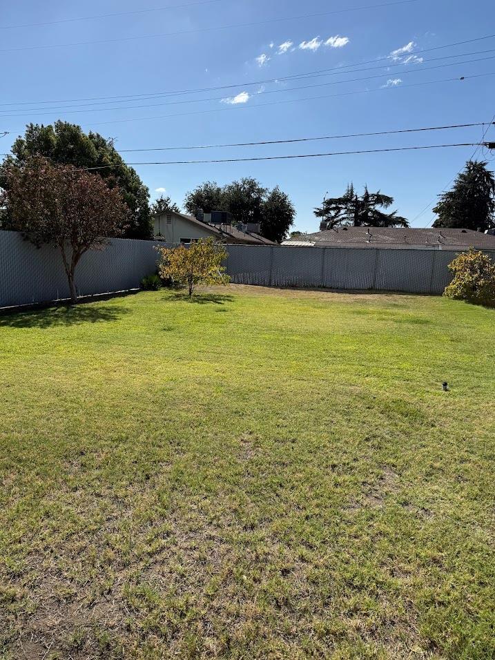 2105 N Archie Ave, Fresno, CA 93703