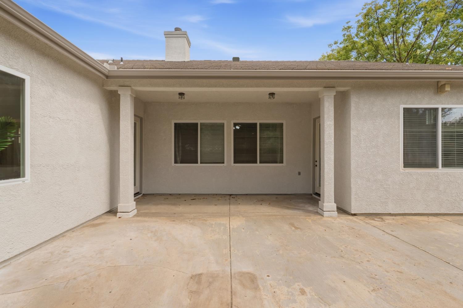 4769 N Emerald Peak Dr, Clovis, CA 93619
