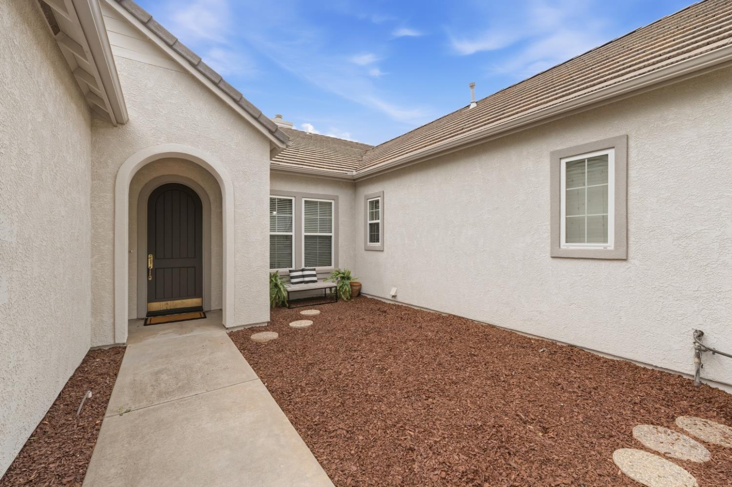 4769 N Emerald Peak Dr, Clovis, CA 93619